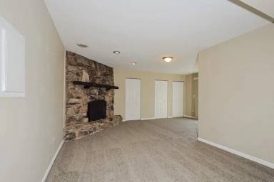 Main picture of 979 Winn St