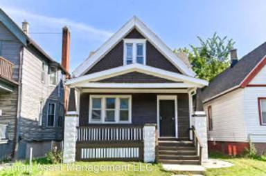 Main picture of 2740 N Buffum St