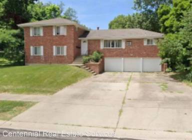 Main picture of 8428 Travis Ln
