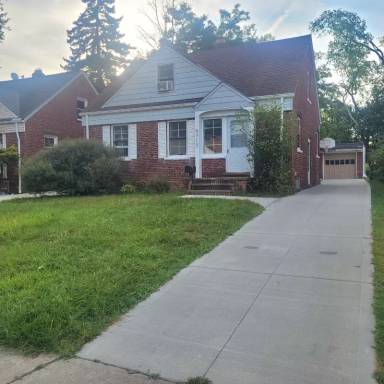 Main picture of 5713 South Blvd