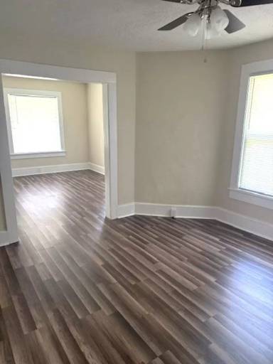 Main picture of 700 Douglas Ave