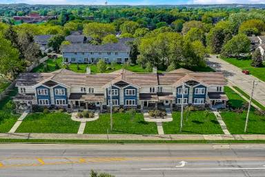 Main picture of 949 Hemlock Dr