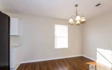 Main picture of 404 Bombing Range Rd