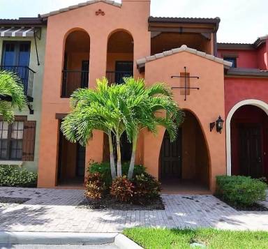 Main picture of 9026 Alturas Ln