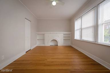 Main picture of 1422 W Devon Ave