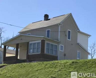 Main picture of 373 Dille St