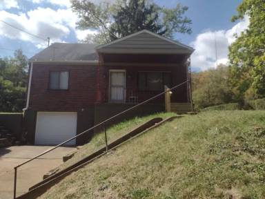 Main picture of 4023 Evergreen Rd