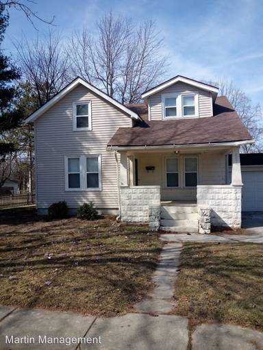 Main picture of 333 W 5th St