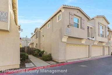 Main picture of 1703 Ferry Cir