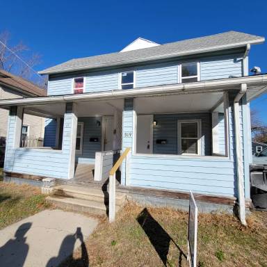 Main picture of 519 E Isabella St