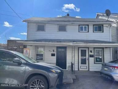 Main picture of 55 Mechanics Ln