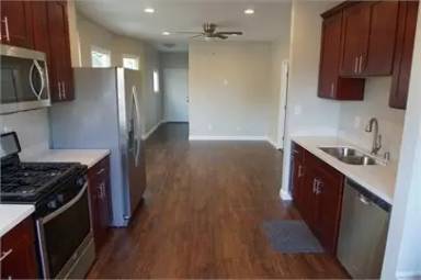 Main picture of 717 W MacArthur Blvd