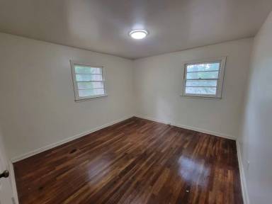 Main picture of 1817 Grove St