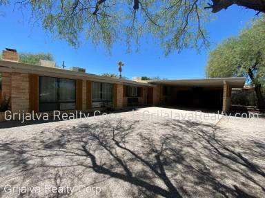 Main picture of 2625 N Avenida Empalme