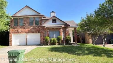 Main picture of 815 Ashmount Ln