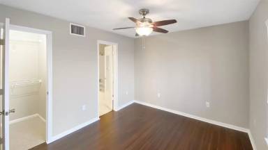 Main picture of 523 Southwest Pkwy