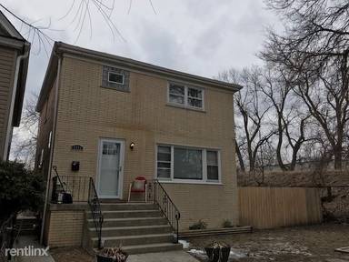 Main picture of 4327 W School St