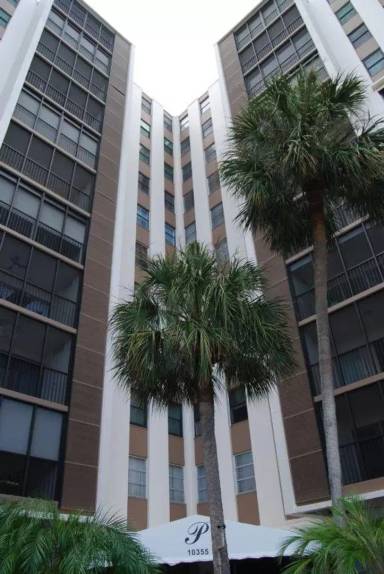 Main picture of Paradise Island Towers Condo