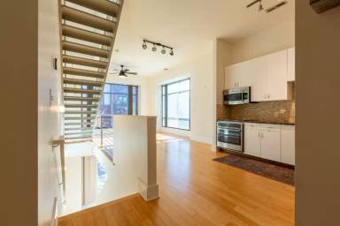 Main picture of 2133 Southend Dr