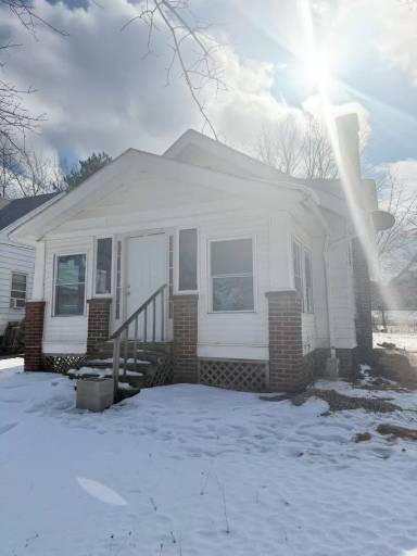 Main picture of 22680 Coulter Ave