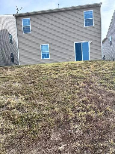 Main picture of 653 Nannyberry Ln