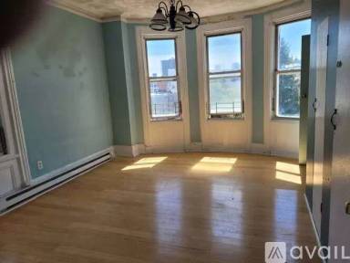 Main picture of 37 Concord St