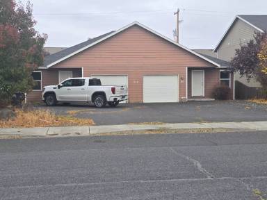 Main picture of 1703 W Fern Dr