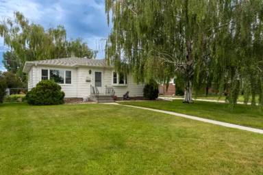 Main picture of 4038 4th Ave N