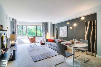 Main picture of 1350-60 Lake Shore Drive Apartments