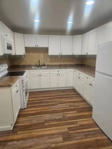 Main picture of 136 Devecchis St