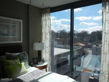 Main picture of 2515 Skyland Trl NE