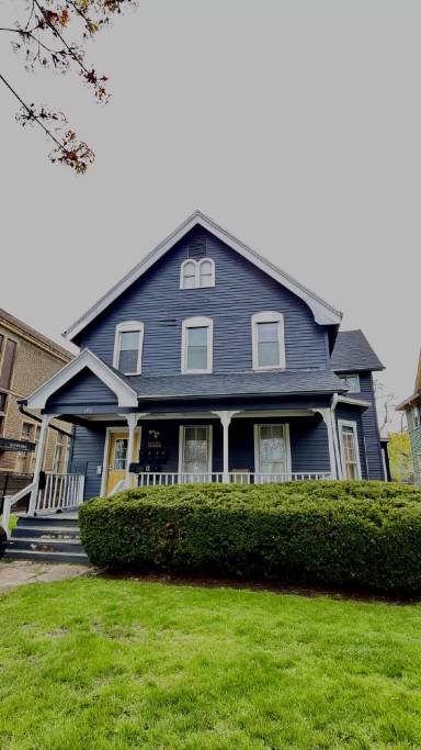 Main picture of 196 N Goodman St