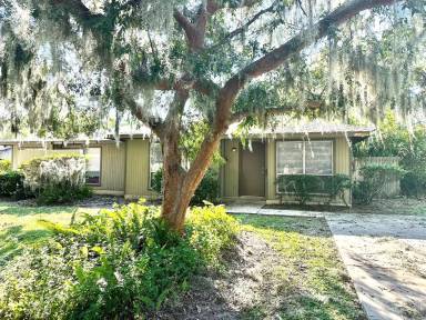 Main picture of 4050 SE 20th Ter