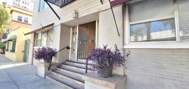 Main picture of 65 Linden Ave