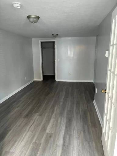 Main picture of 505 E College St
