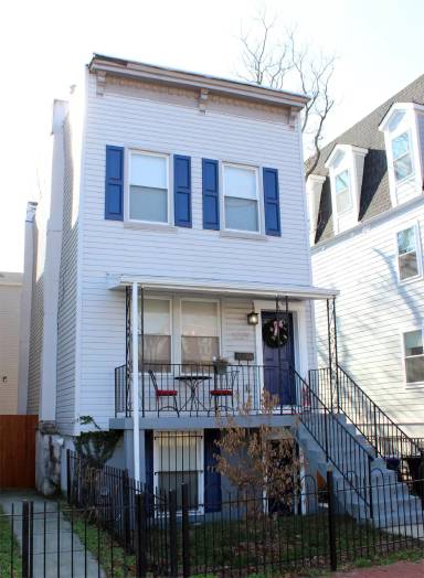 Main picture of 1267 Morse St NE