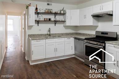 Main picture of 1034 N Trumbull Ave