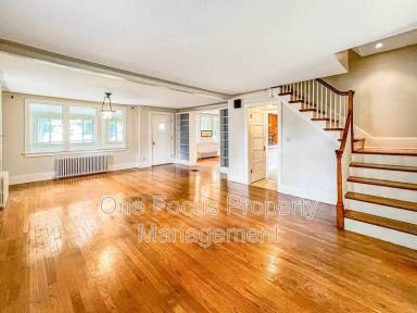 Main picture of 25 N Glenbrook Ave