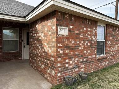 Main picture of 533 N Clinton Ave