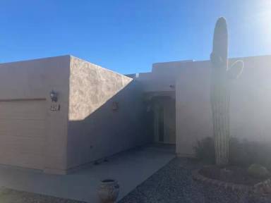 Main picture of 922 S Vuelta de Transicion