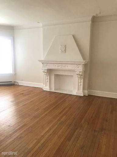 Main picture of 329 Kedzie St