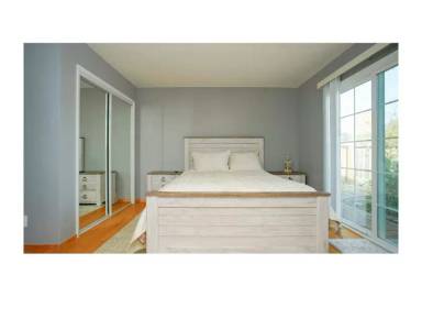 Main picture of 1841 Bahia St