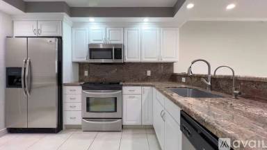 Main picture of 3800 Oaks Clubhouse Dr