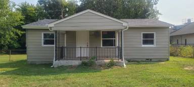Main picture of 5038 Noble St