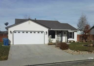 Main picture of 784 Johnson Dr
