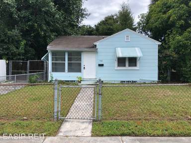 Main picture of 722 19th Ave S