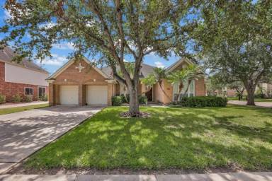 Main picture of 2809 Santa Susana St