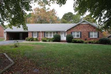 Main picture of 319 Harrell Dr