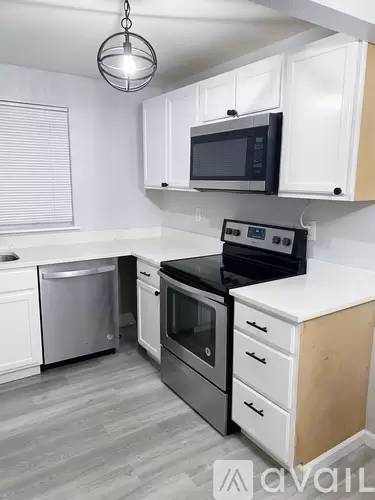 Main picture of 10318 15th Avenue Ct E