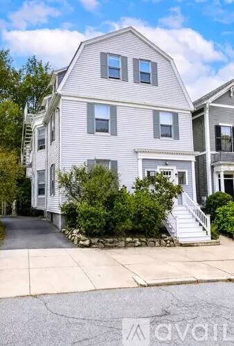 Main picture of 109 Bowen St